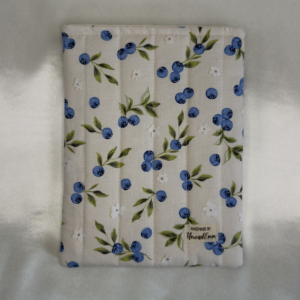 20260812-Blueberries L011 Blueberry Quilted E-Reader/Book Sleeve